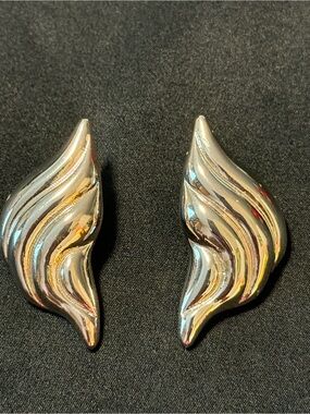 Heaven Mayhem Silver Sculptural Croissant Clip-On Earrings